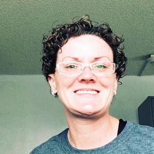 Meet your Posher, Lecia